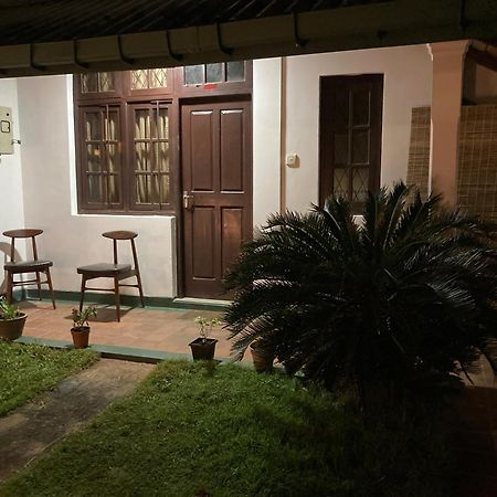 Reverie Hill Bungalow, Kandy Eksteriør billede